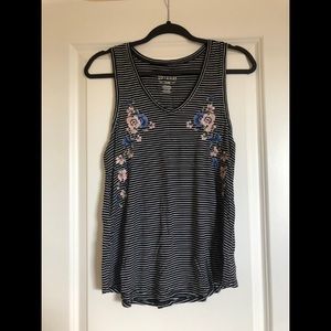 AE loose fitting tank top
